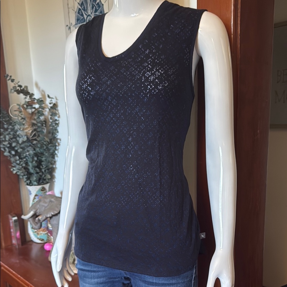 NWT Eddie Bauer size small Elegant navy Sleeveless Top